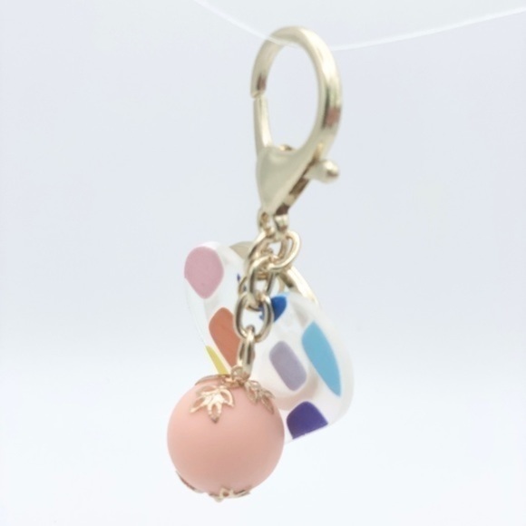 KELLY Heart Keychain - Picture 2 of 2